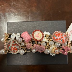 Betsey Johnson Babycakes chunky bracelet